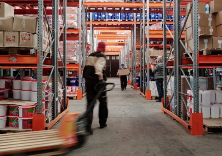 Distributor