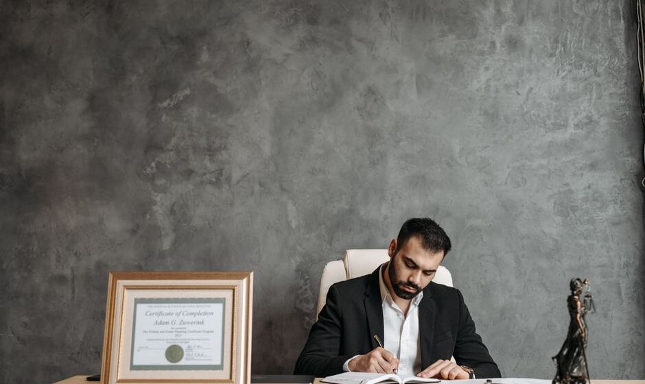 personal injury lawyer
