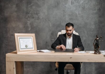 immigration lawyer