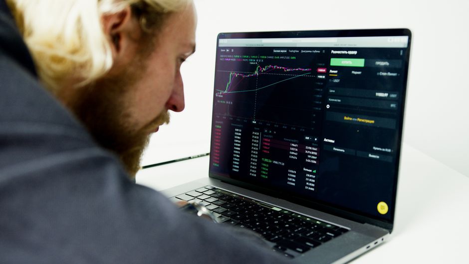 online stock broker