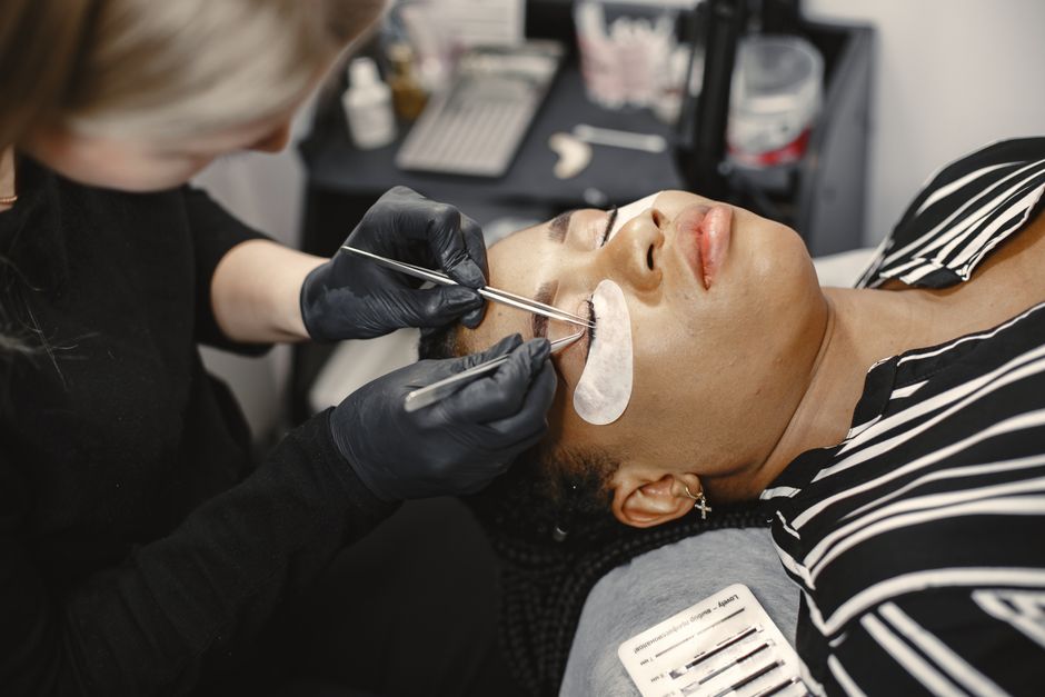lash extension salon