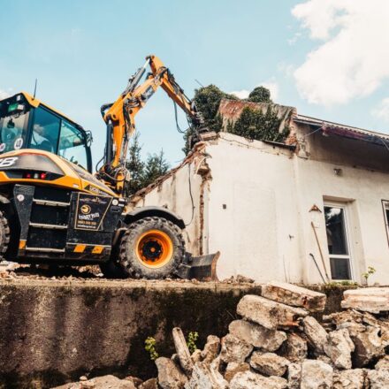 demolition contractor