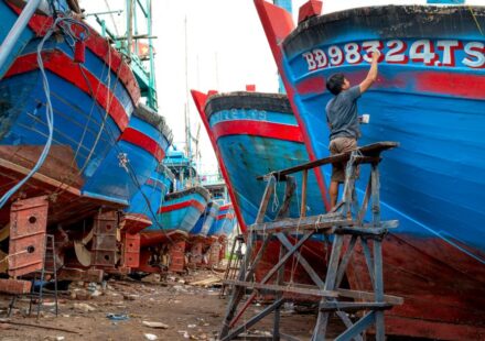 boat repair shop