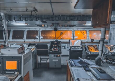 instalador electrónica náutica