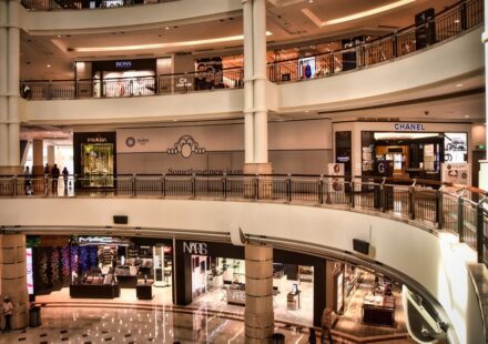 luxury brand reseller