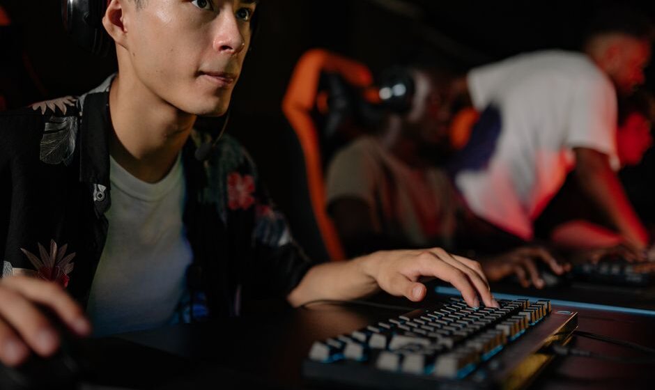 gaming PC builder